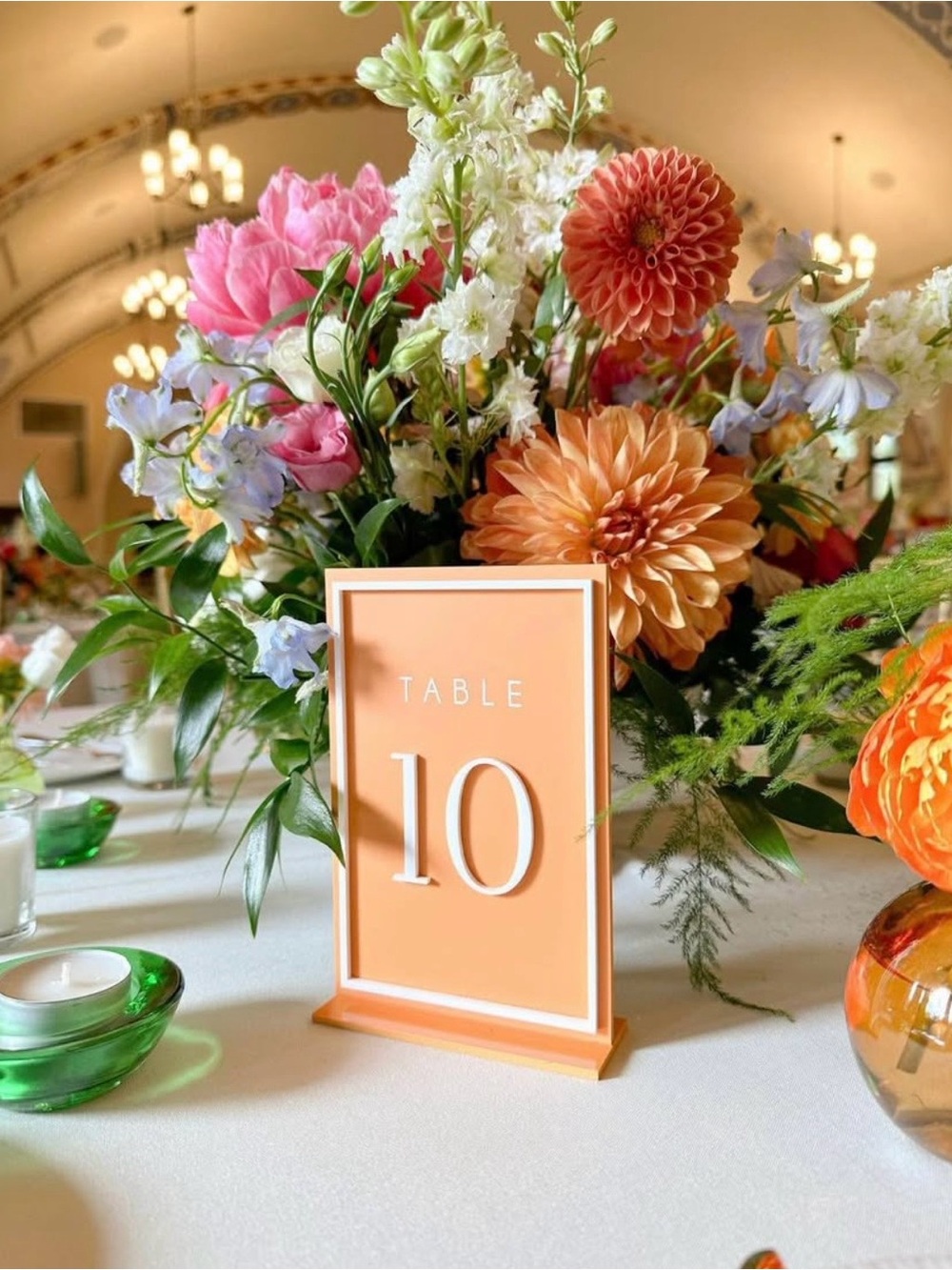 Acrylic Table Numbers with Stands (1-20)